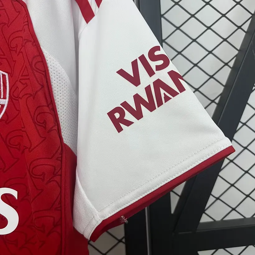 Arsenal Home 25/26 — Badge