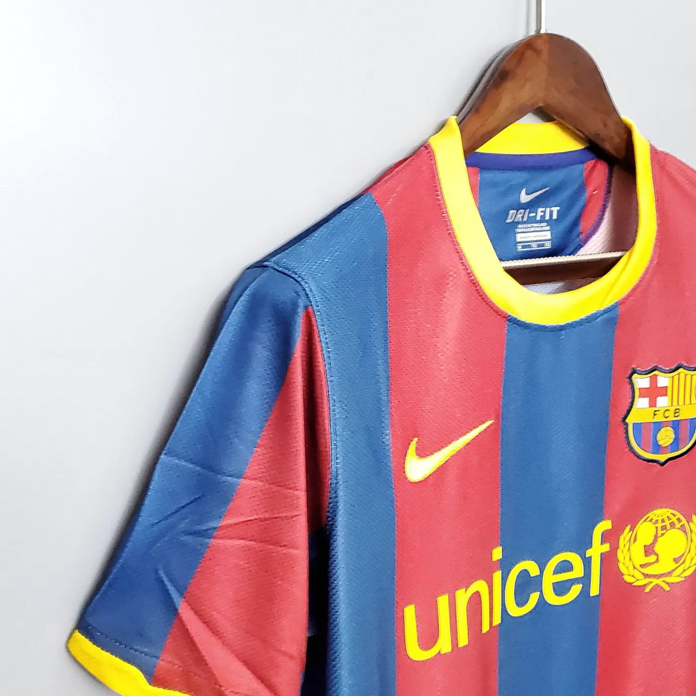 Barcelona Home Classic — Badge