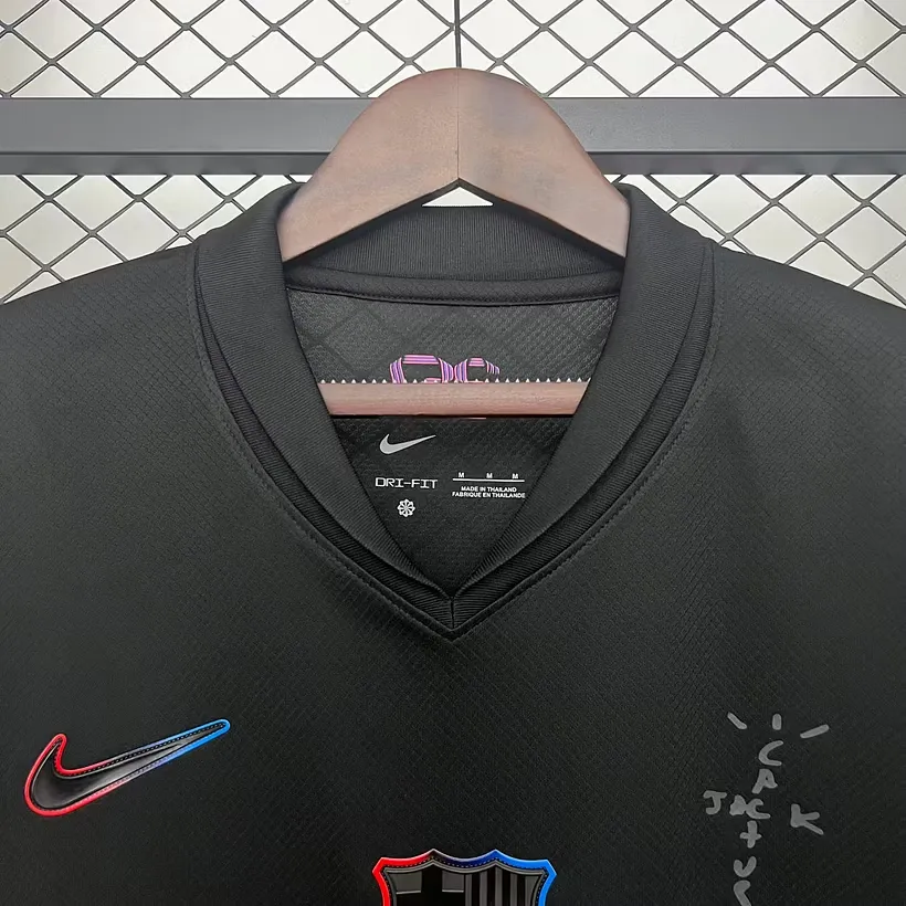 Barcelona Travis Scott Edition — Detail
