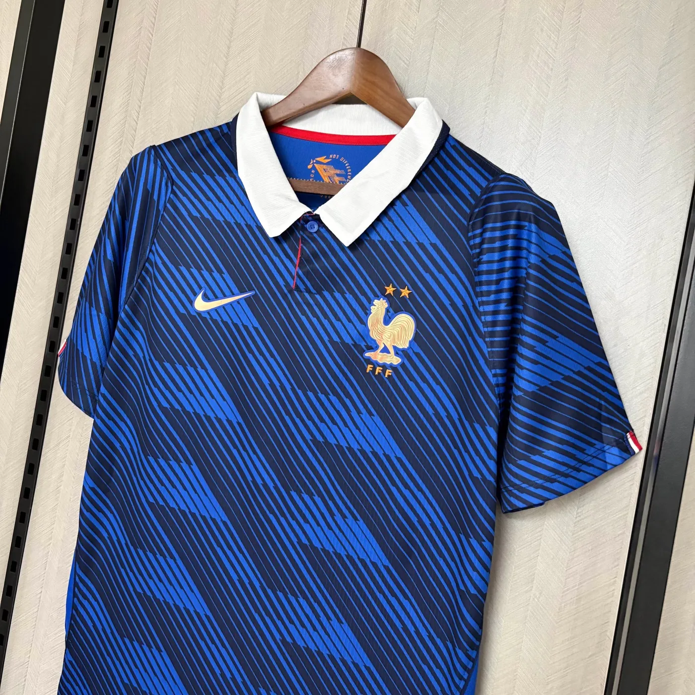France Home Kit — Detail