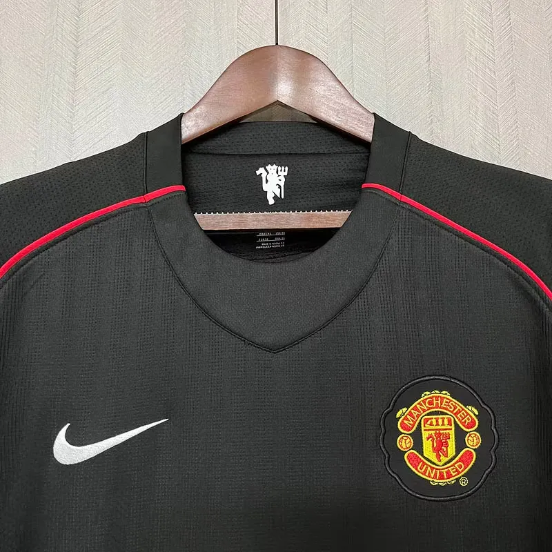 Manchester United Home Classic — Badge