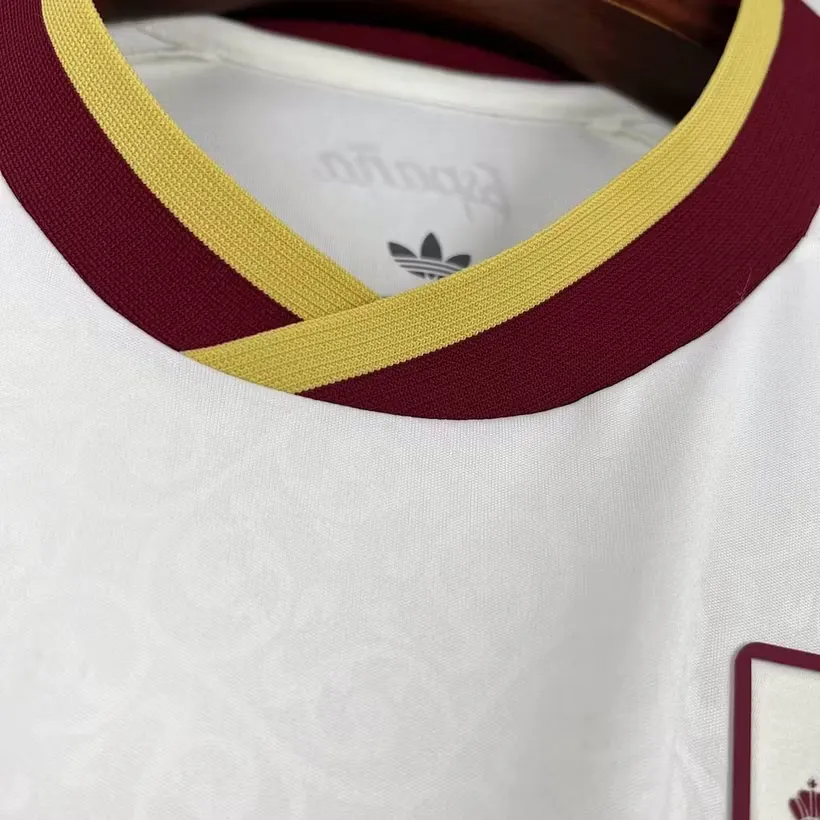 Spain Away Kit — Detail